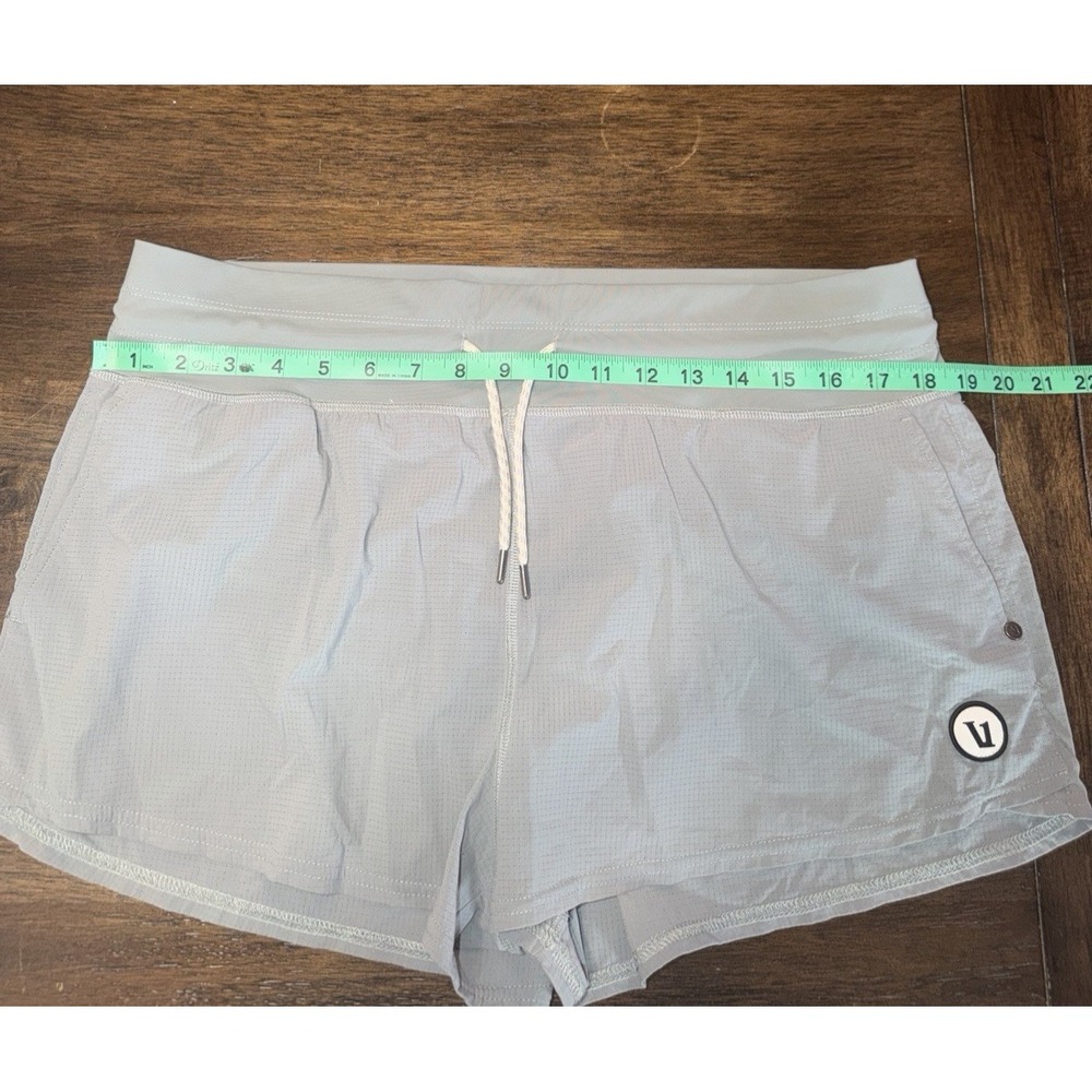 Vuori Seabreeze Blue Performance Shorts Running Yoga Women's XL Active VW370 - Picture 8 of 10